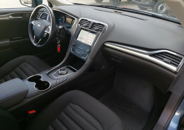 Ford Mondeo cena 82500 przebieg: 74426, rok produkcji 2019 z Chełmek małe 704